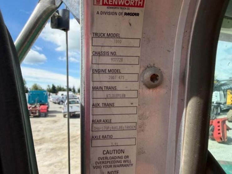2009-kenworth-t800-image-19