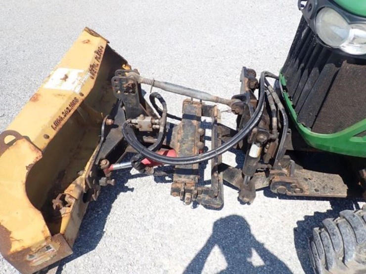 john-deere-3520-image-46