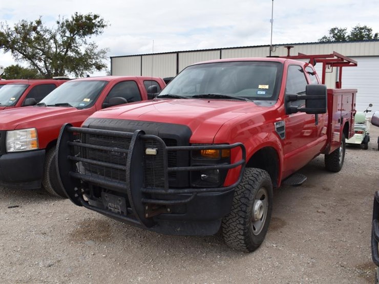 2008-ford-f350-image-1