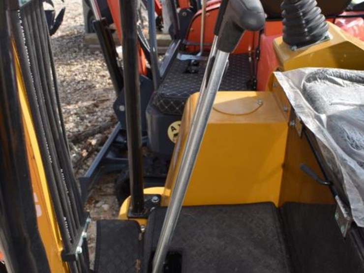 ats-rt15r-mini-excavator-(serial-#-2601307961sh)-(k)-image-7
