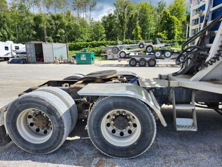 2008-kenworth-t800-image-54