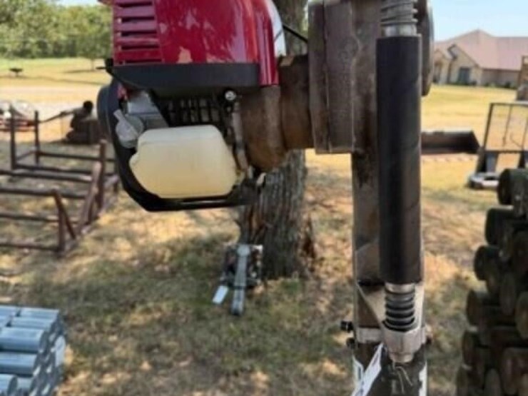redi-driver-gas-powered-post-driver-image-6