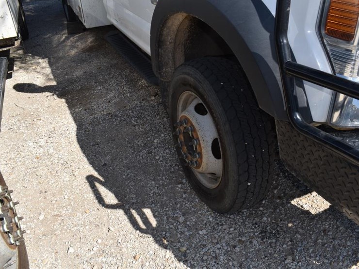2020-ford-f550-image-3