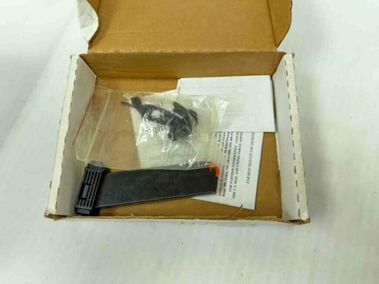 hi-point-arms-mod.-jcp-40cal-pistol-image-2