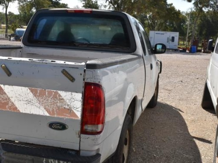 2004-ford-f150-image-8