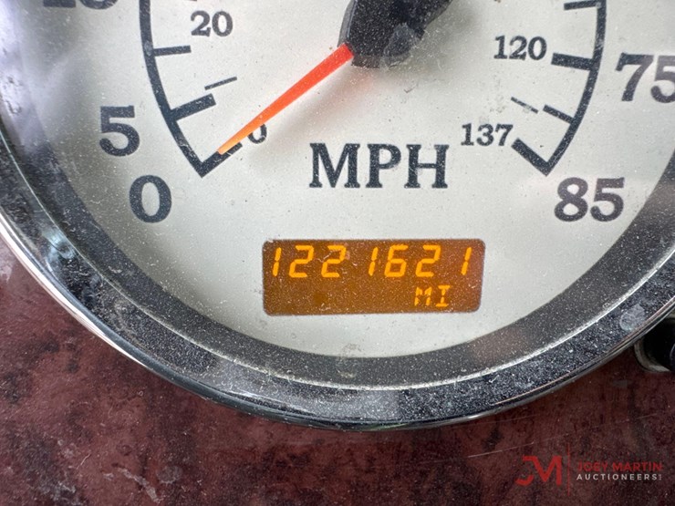 2005-international-9400i-image-48