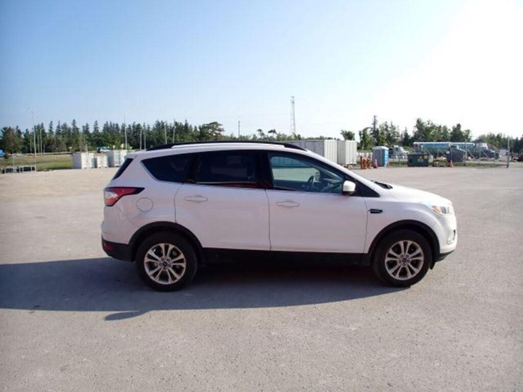 2018-ford-escape-image-4