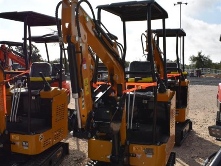 ats-rt15r-mini-excavator-(serial-#-2605072724sh)-(k)-image-1