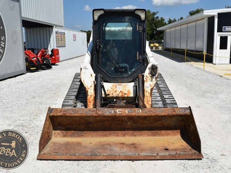 2016-bobcat-t770-image-8