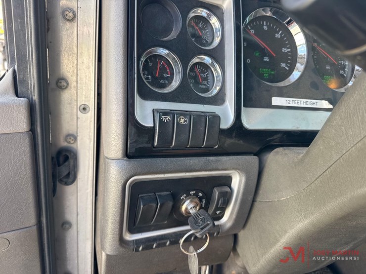 2014-kenworth-t470-image-39