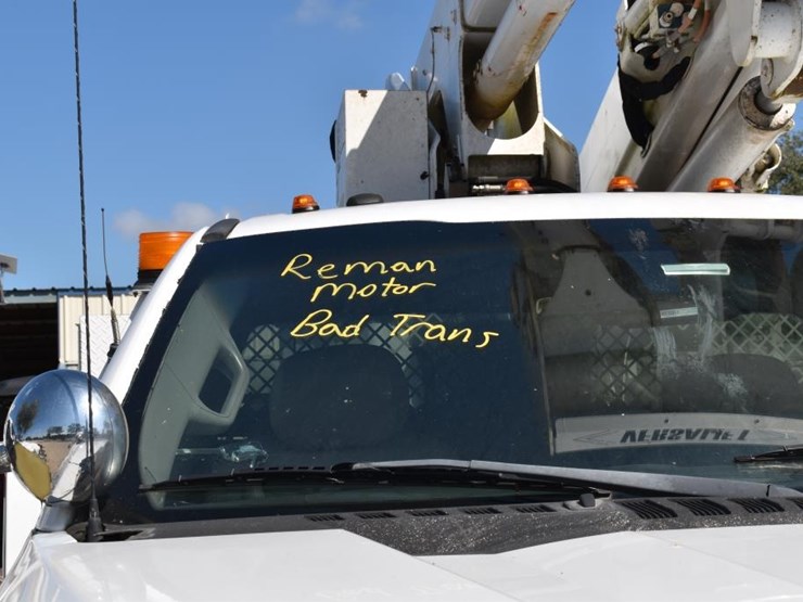 2017-ford-f550-image-25