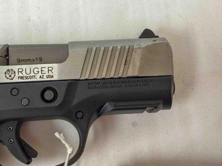 ruger-sr9c-9mm-pistol-image-5