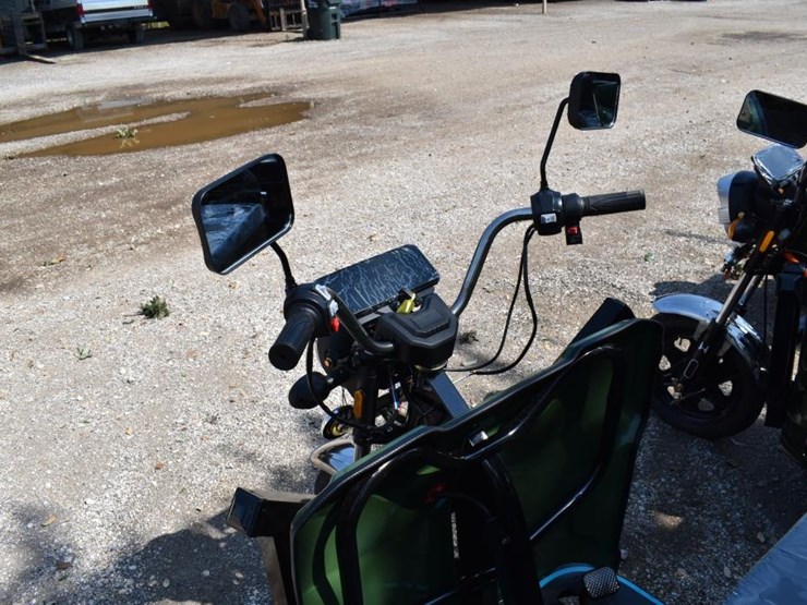 3-wheel-electric-cart-(serial-#-h9rzyf1sxta153750)-(k)-image-6
