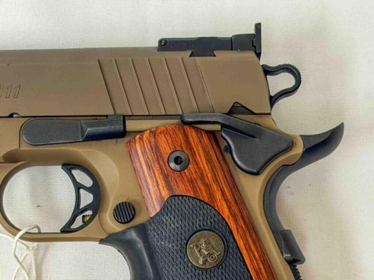 para-1911-elite-ls-hunter-10mm-pistol-image-13