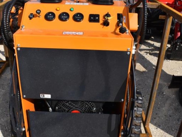 lhr-ht380-q1-mini-skid-steer-(serial-#-not-found)-(k)-image-5