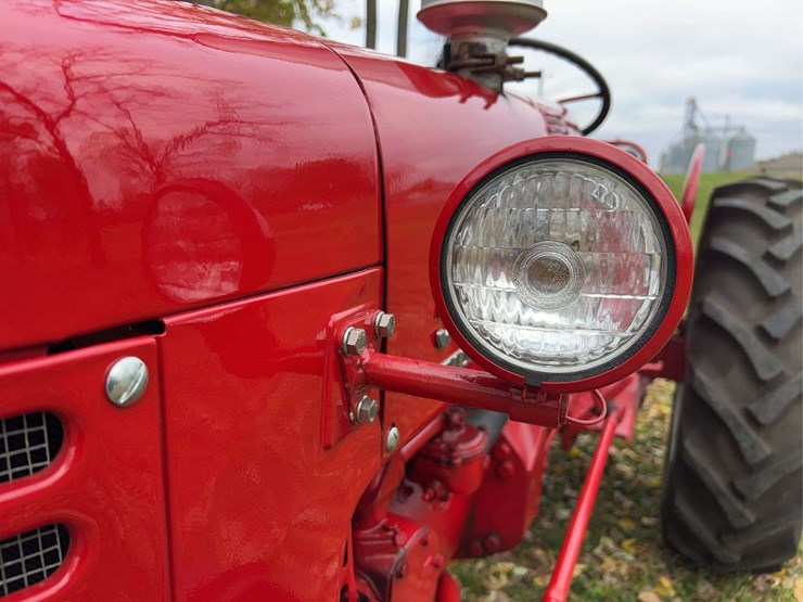 1955-international-300-image-11