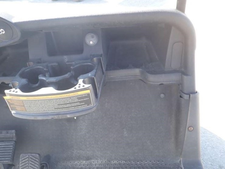 2021-e-z-go-rxv-2-passanger-gas-golf-cart-5621834-image-18
