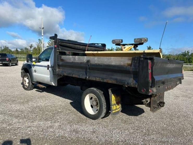 2012-ford-f550-xl-image-6