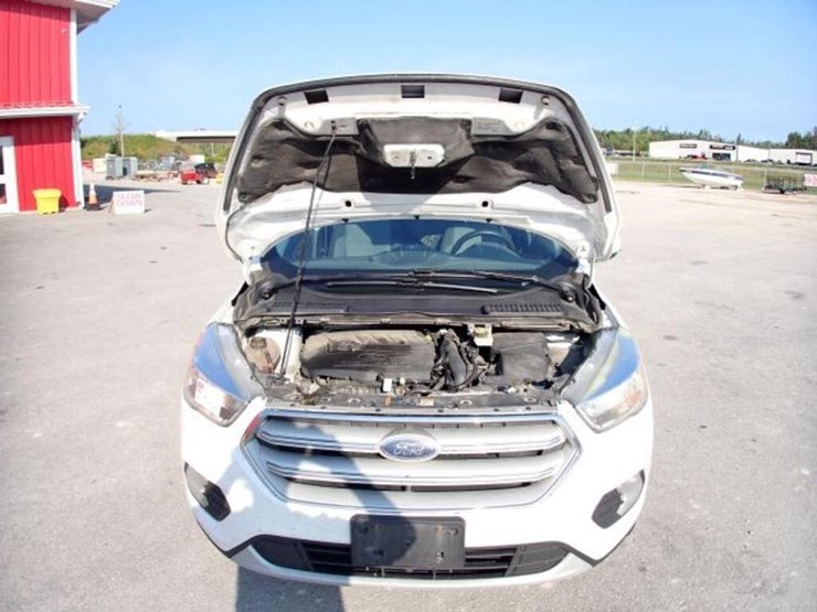 2018-ford-escape-image-37