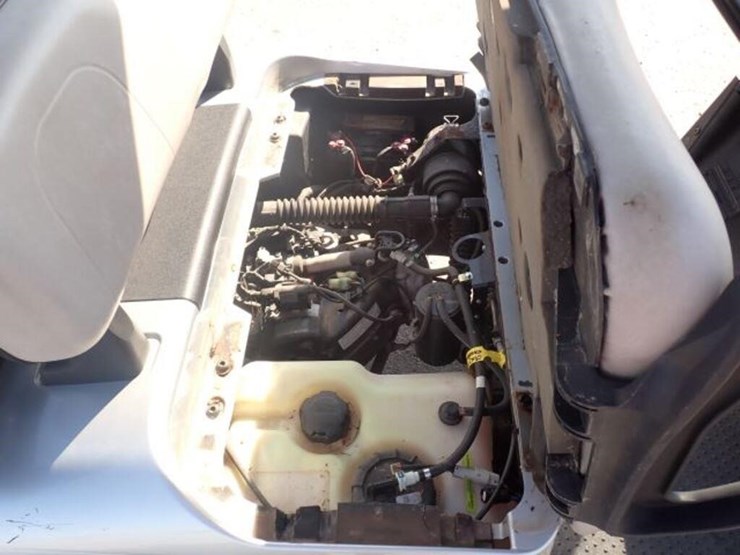 2021-e-z-go-rxv-4-passanger-gas-golf-cart-5621826-image-19