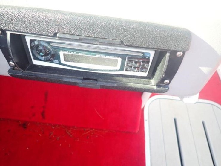 1999-donzi-z22-22-ft-bowrider-dnar1087c999-image-58
