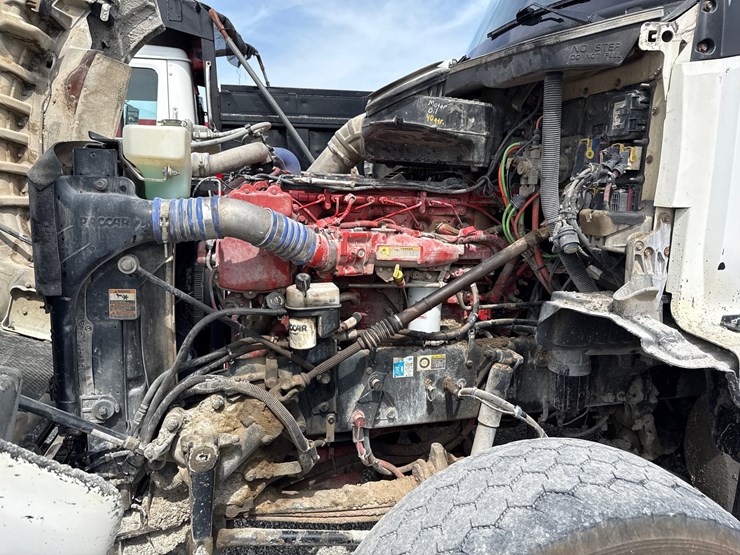 2017-kenworth-t880-image-5