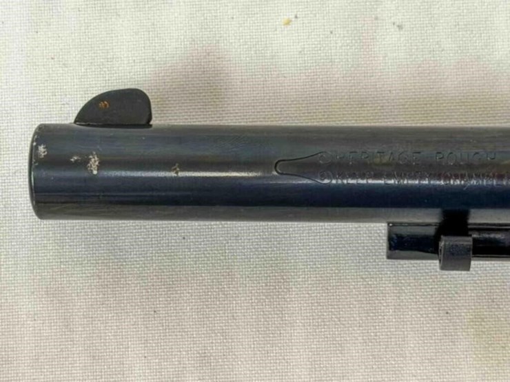 heritage-rough-rider-22/22mag-revolver-image-3