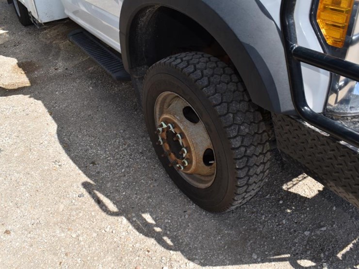 2017-ford-f550-image-3