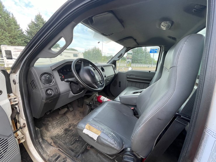 2015-ford-f650-image-34