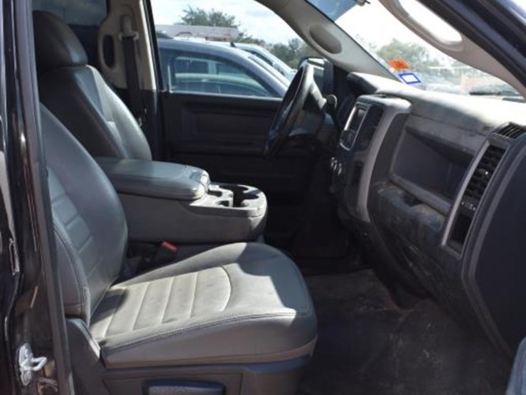 2017-dodge-pickup-w/-bradford-bed-4x4-(vin-#-3c6ur5hj1hg726210)-(showing-ap-image-9
