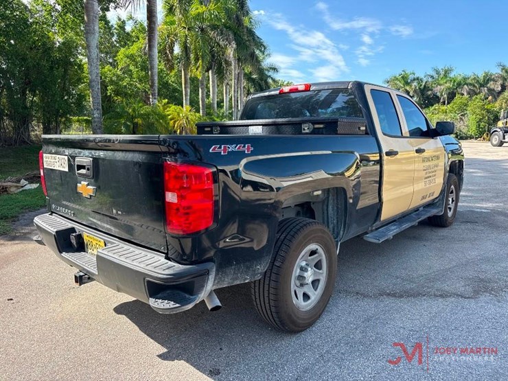 2015-chevrolet-silverado-1500-image-3