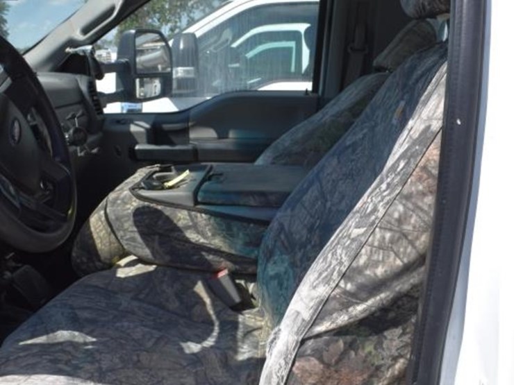 2018-ford-f550-image-26