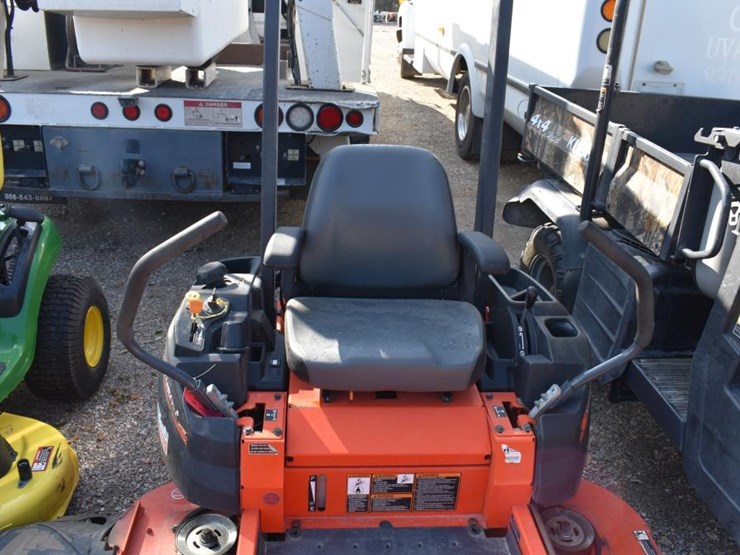 kubota-zero-turn-mower-(serial-#-14137)-(showing-appx-280-hours,-up-to-the-image-6