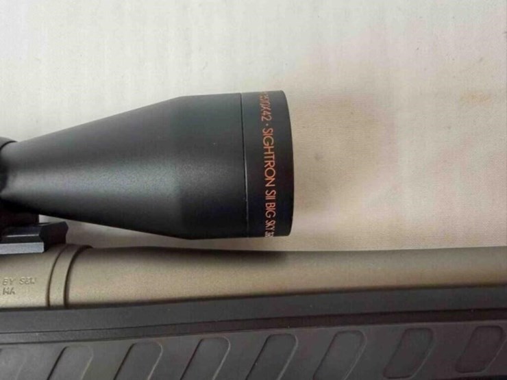 thompson-venture-stainless-7mm-rifle-image-6