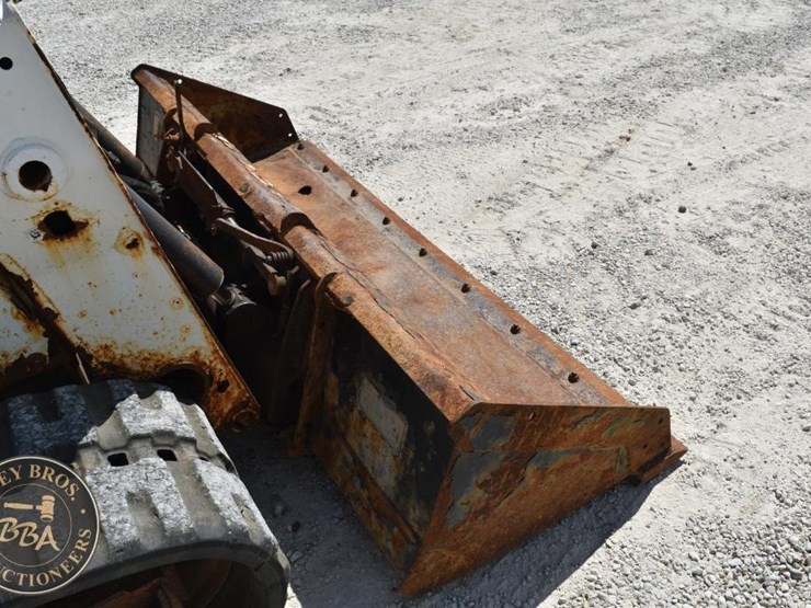 2016-bobcat-t770-image-21