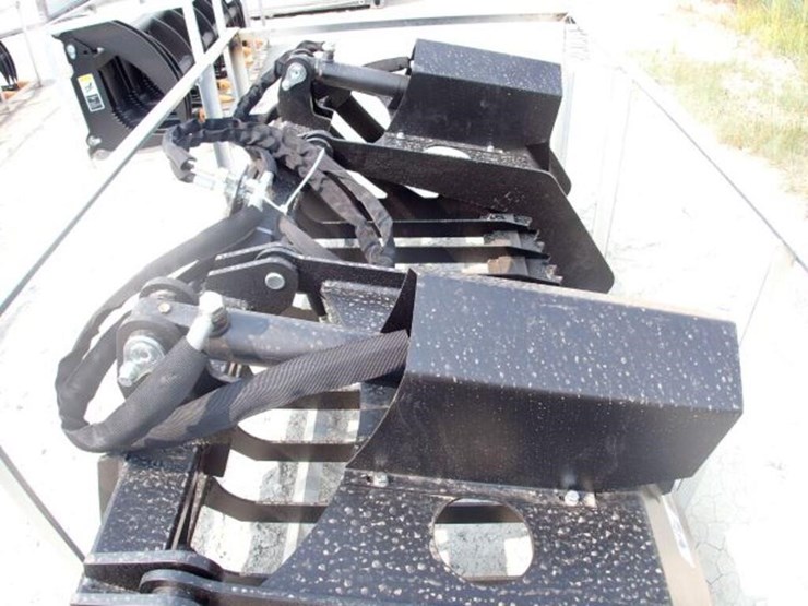 unused-greatbear-rock-grapple-72-in.-bucket-image-12
