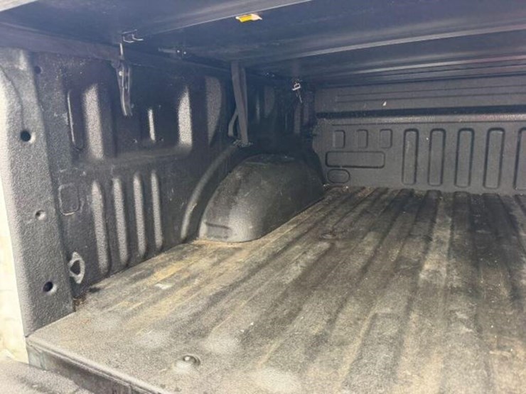 2018-ford-f150-xlt-image-35