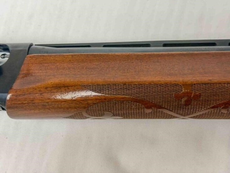 remington-arms-co-1100-12g-shotgun-image-11