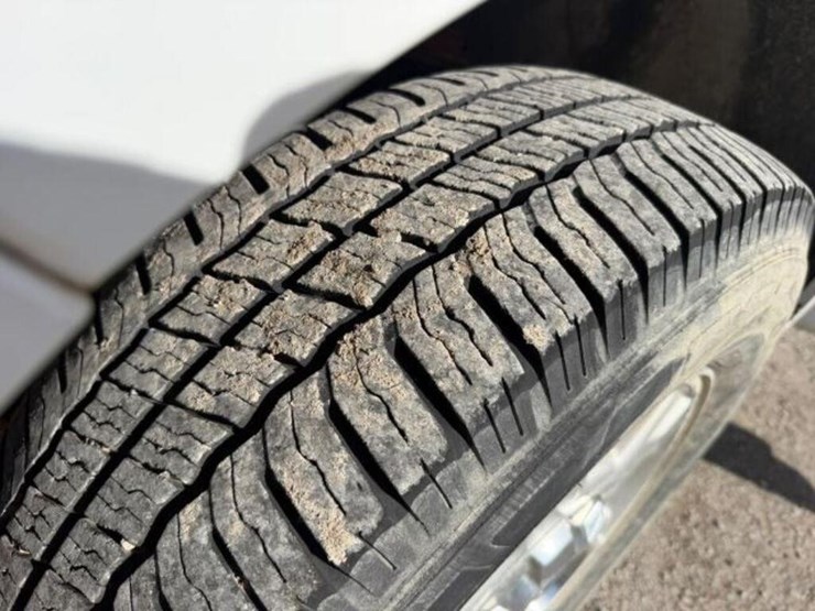 2014-ford-f150-xlt-image-36