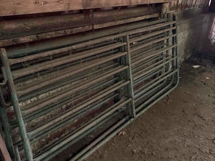 4--7-1/2’-corral-panels-image-1