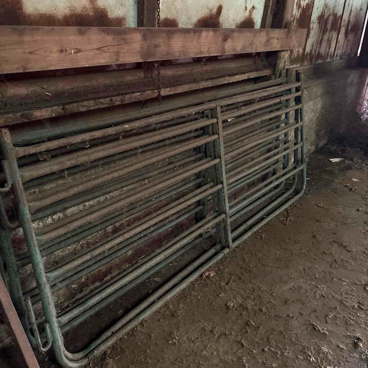 4- 7 1/2’ Corral Panels