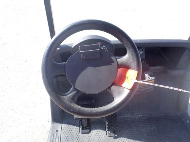 2021-e-z-go-rxv-4-passanger-gas-golf-cart-5621831-image-11