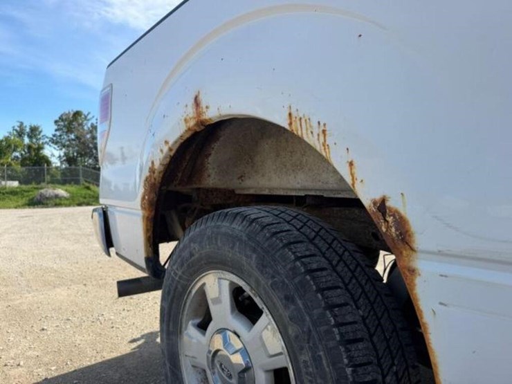 2014-ford-f150-xlt-image-41