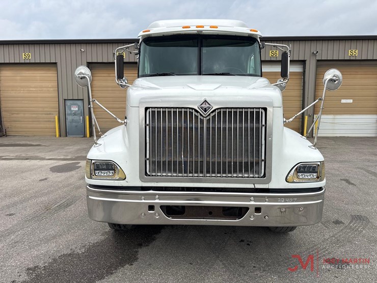 2005-international-9400i-image-7
