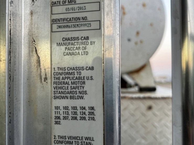 2014-kenworth-t270-image-14