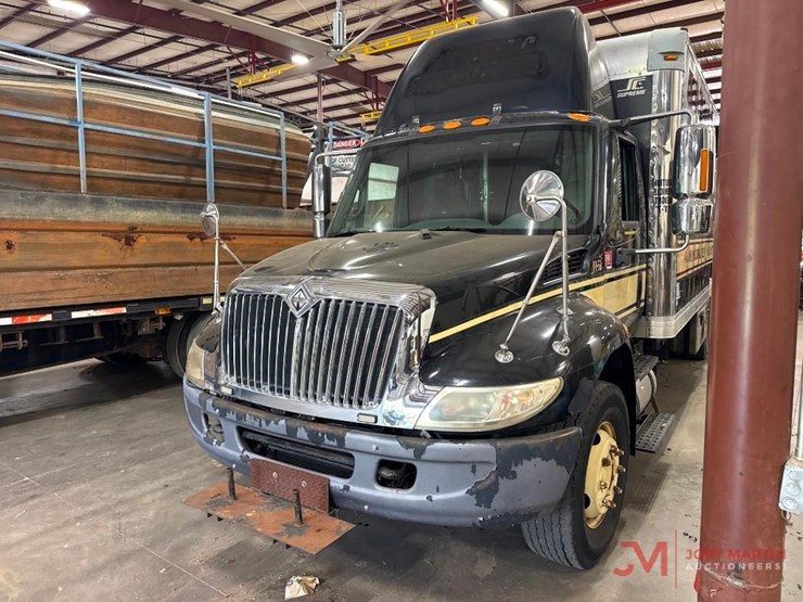 2007-international-durastar-4200-image-5