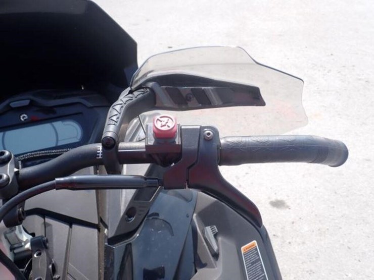 2021-ski-doo-renegade-x-850-snowmobile-2bpsumj6mv0-image-14