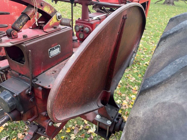1952-farmall-super-c-image-75