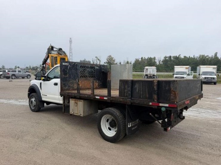 2017-ford-f550-xl-image-6