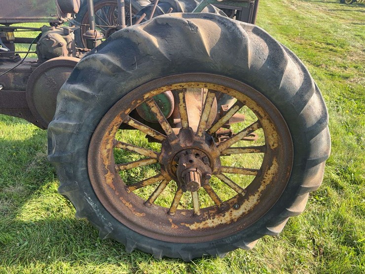john-deere-a-image-13